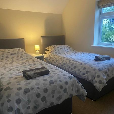 Red House Cottage 霍尔比奇 外观 照片